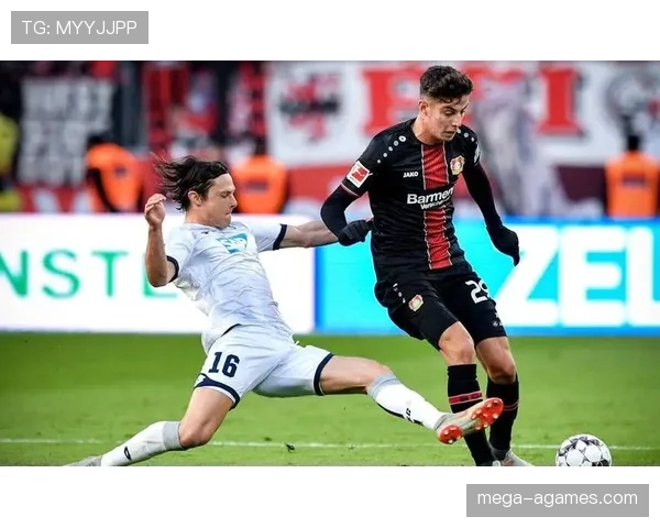 哈弗茨回撤接应主导进攻，连续关键战成中场新支点