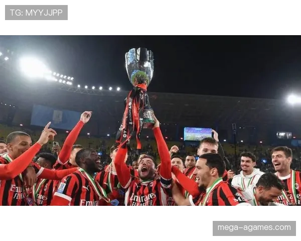 那不勒斯冠军赛季后进入重建期，阵容与战术框架调整对争冠形势产生影响